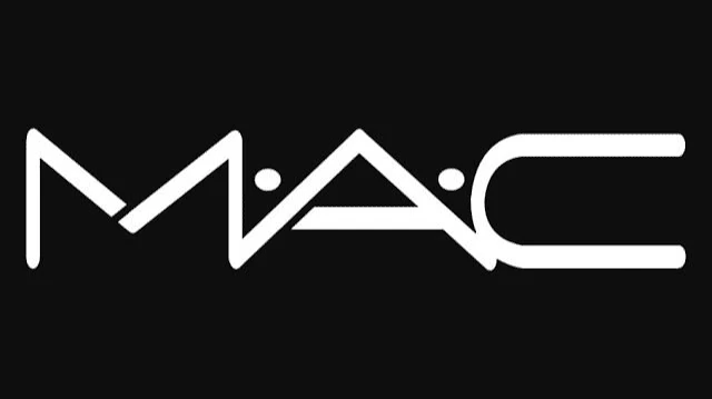 200$ Maccosmetics.com